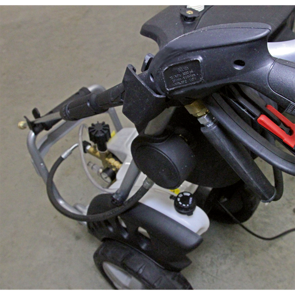 PW5000_ACT_LANCE_STORAGE