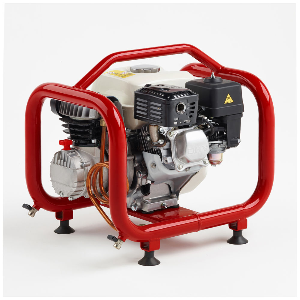 Clarke CFP11F Portable EURO 5 Compliant 4.8HP Petrol Engine Driven Compressor-001