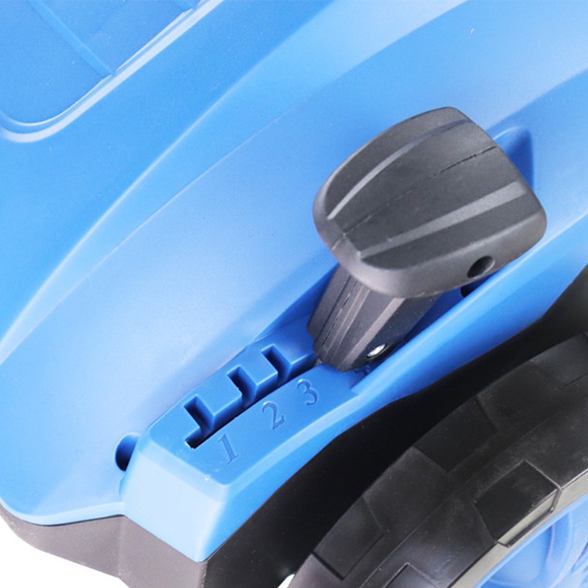 Hyundai HYSC1532E 1500W 32cm Electric Lawn Scarifier, Aerator, Lawn