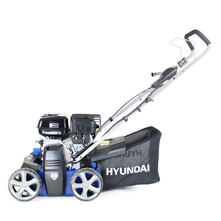 Hyundai-HYSC210-212cc-Petrol-Lawn-Scarifier-and-Aerator-side-view-with-catcher