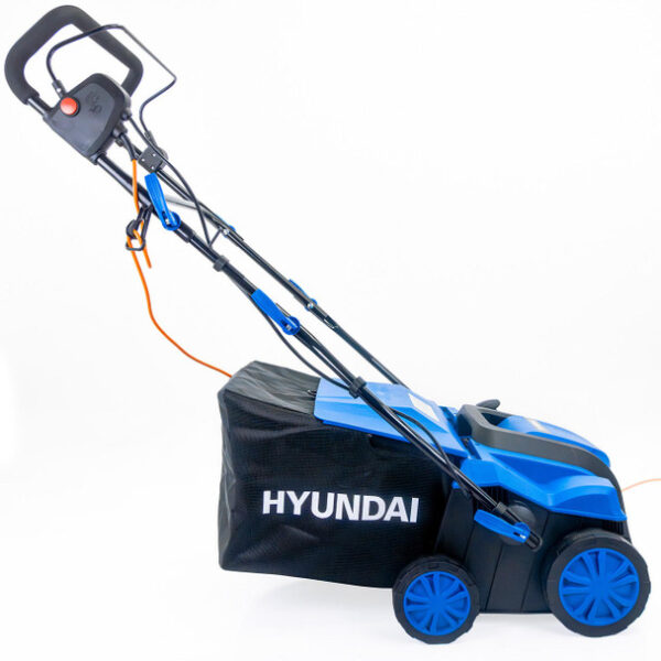 hyundai-2000w-16-40cm-artificial-grass-sweeper-multi-use-brush-and-55l-collection-bag-or-hysw2000e__79509