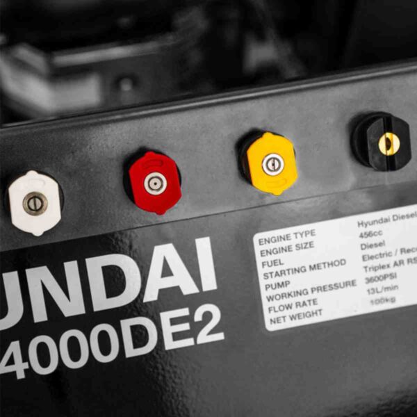 Hyundai-HYW4000DE2-456cc-Diesel-Pressure-Washer-4000psi_0010